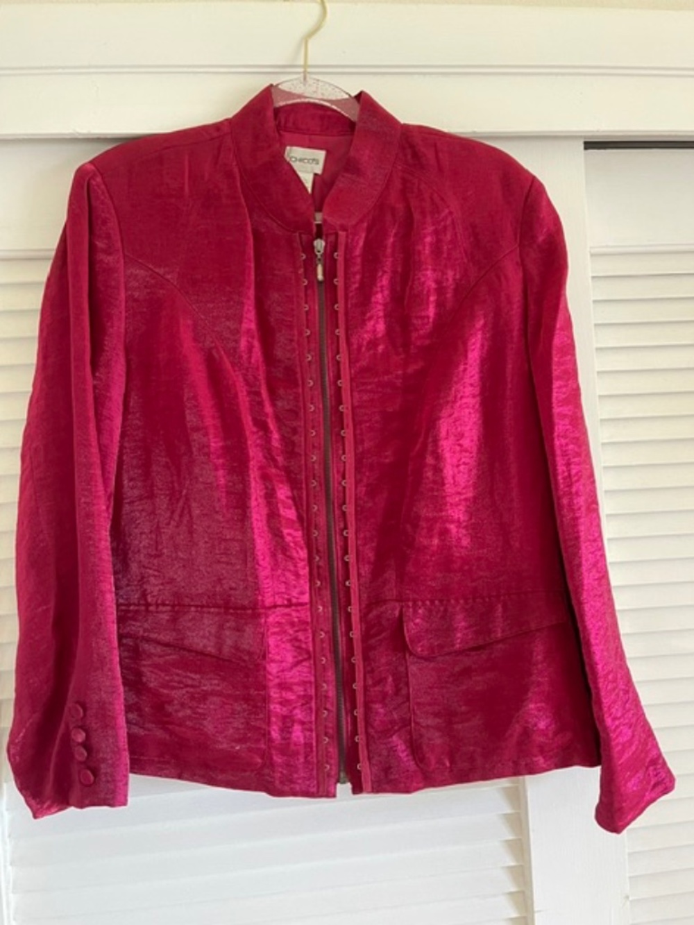 Chico's Magenta  Wine Color Lightweight Jacket - Zip Front  Size 2 = 10-12